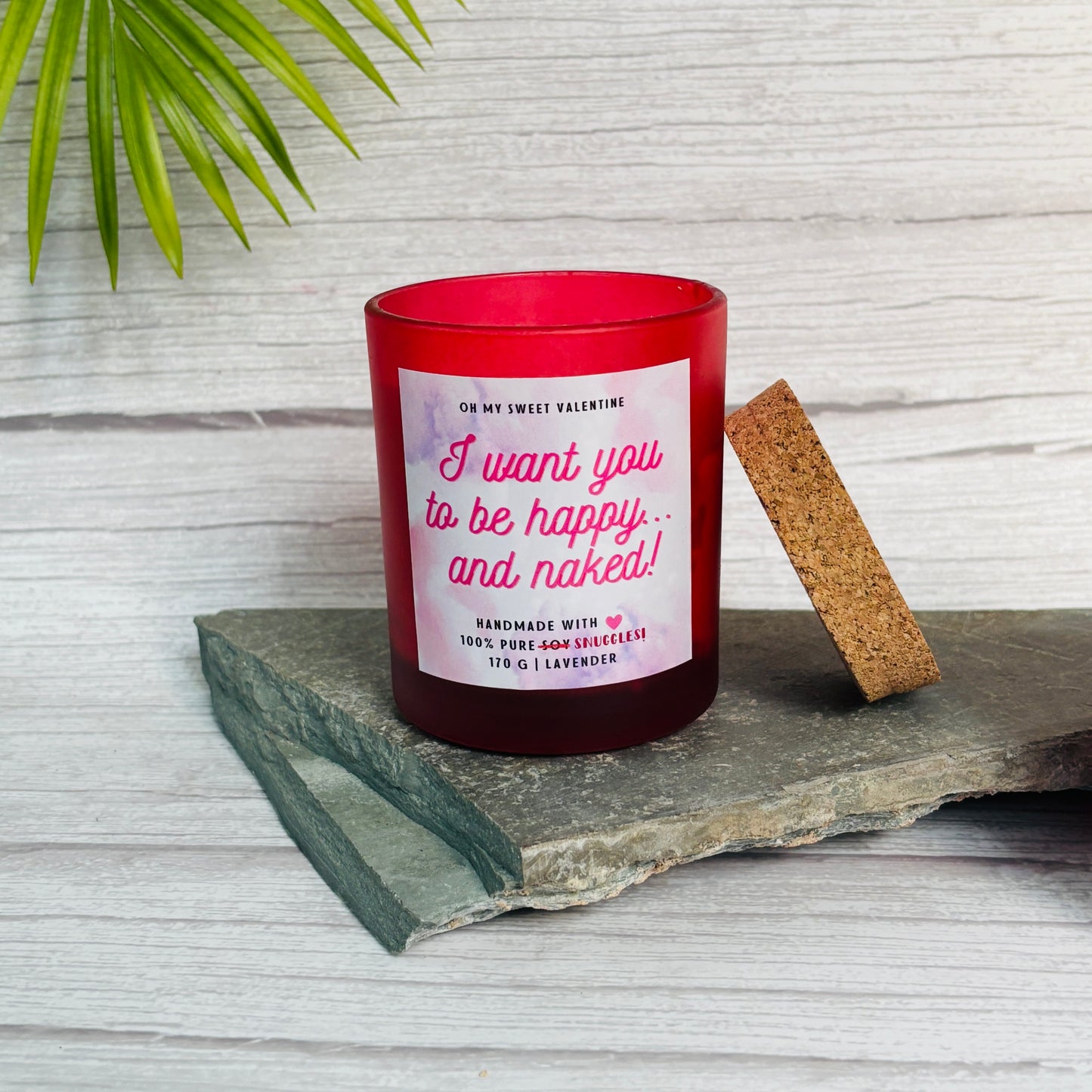 Romantic and sweet, the Oh My Sweet Valentine Candle adds charm to any love-filled occasion