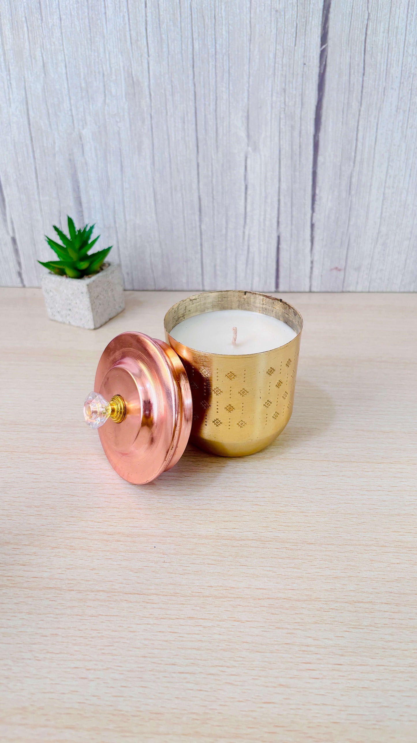 Ujiyaara Candle, designed to brighten your space with a soft glow and an enchanting, long-lasting fragrance