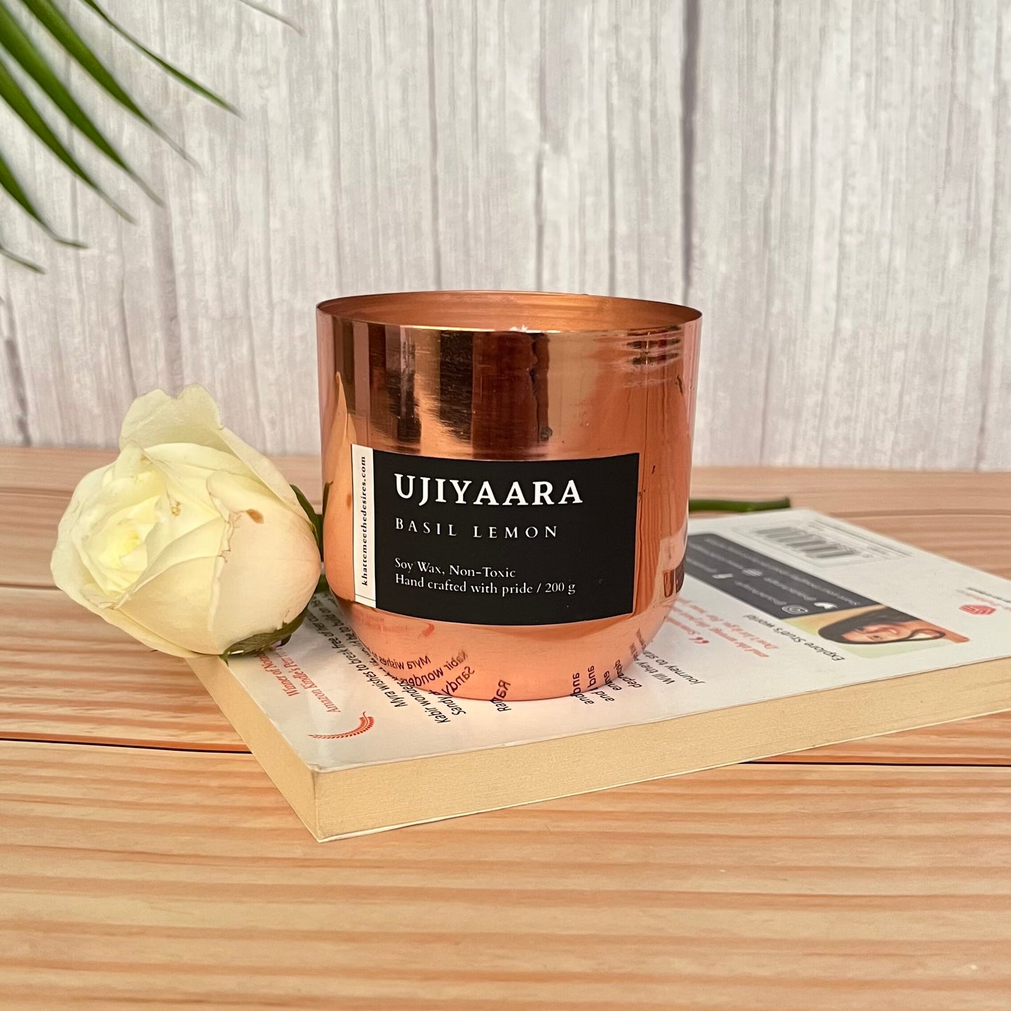 Ujiyaara Candle