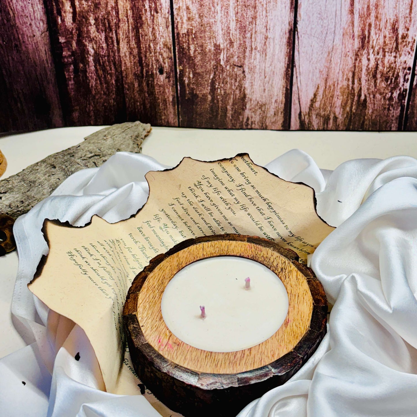 Eco-friendly wooden bark candle with long burn time