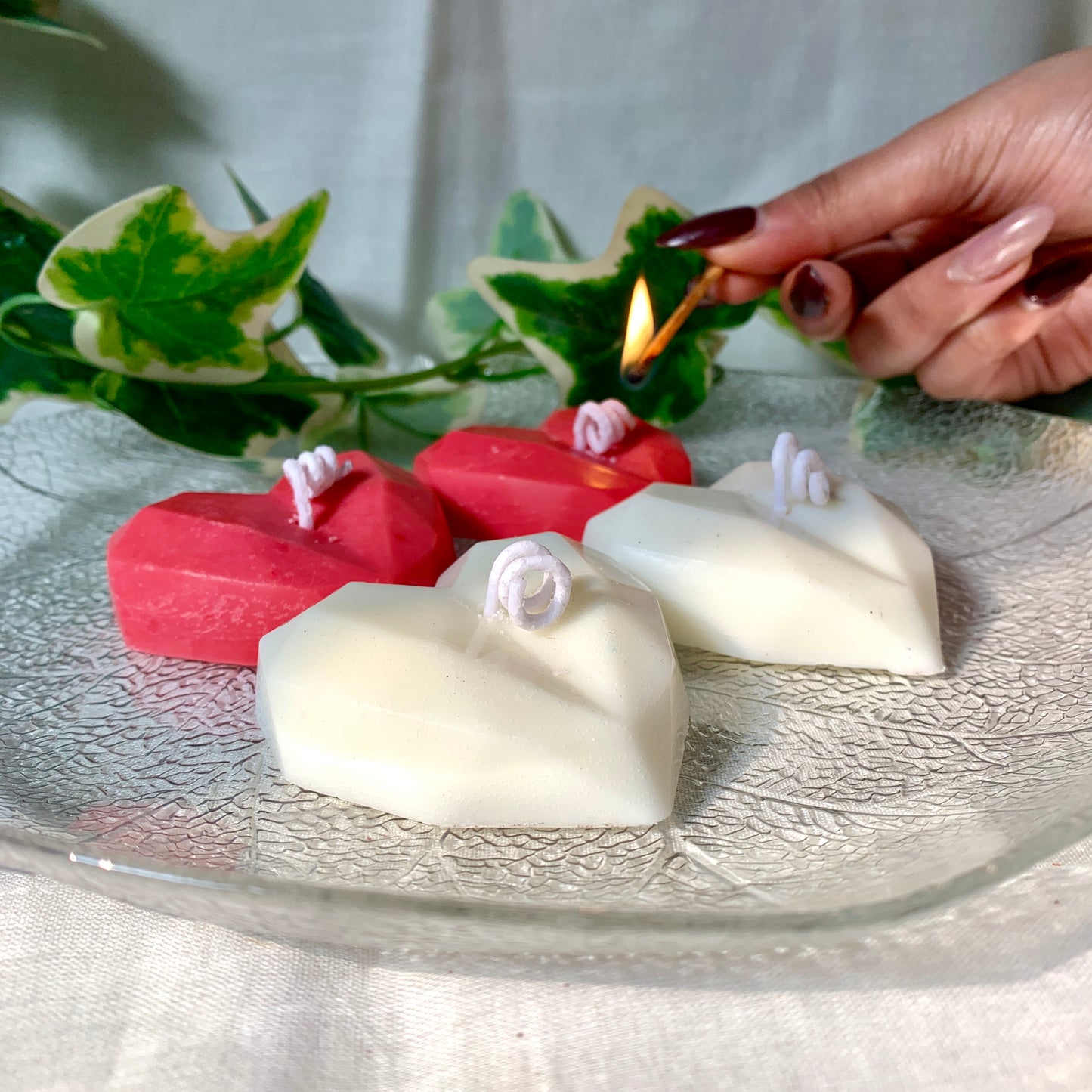 Charming 4Ever Love Hearts Candle Box with fragrant heart-shaped candles