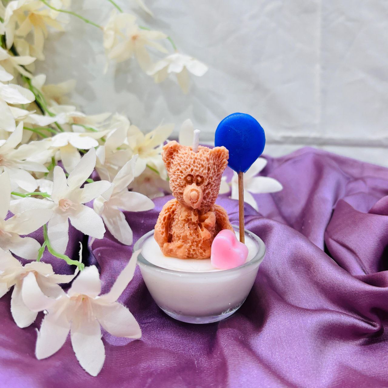 Eco-friendly, soy wax teddy bear candle – safe and stylish for baby showers