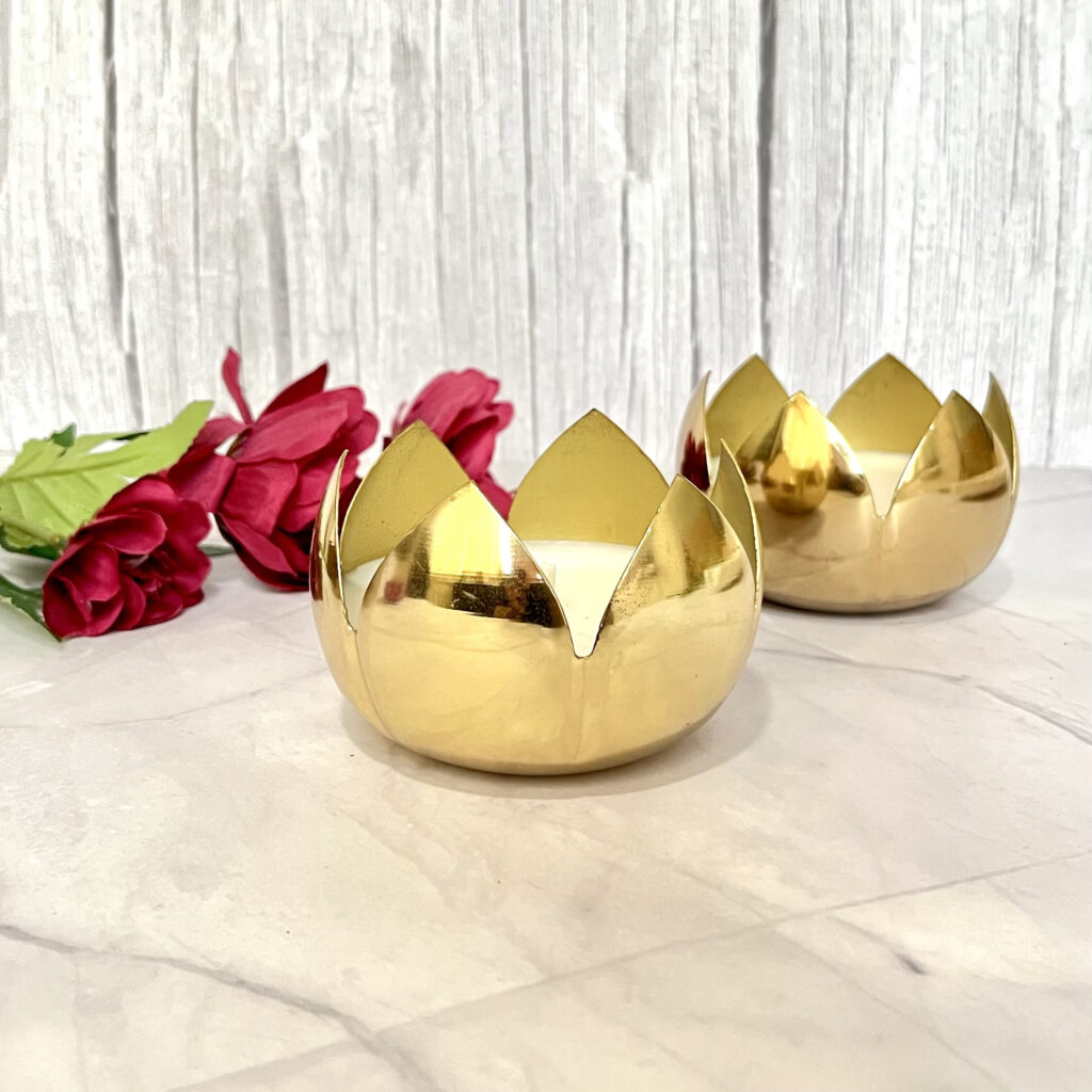 Pushpadant Candles - Lotus